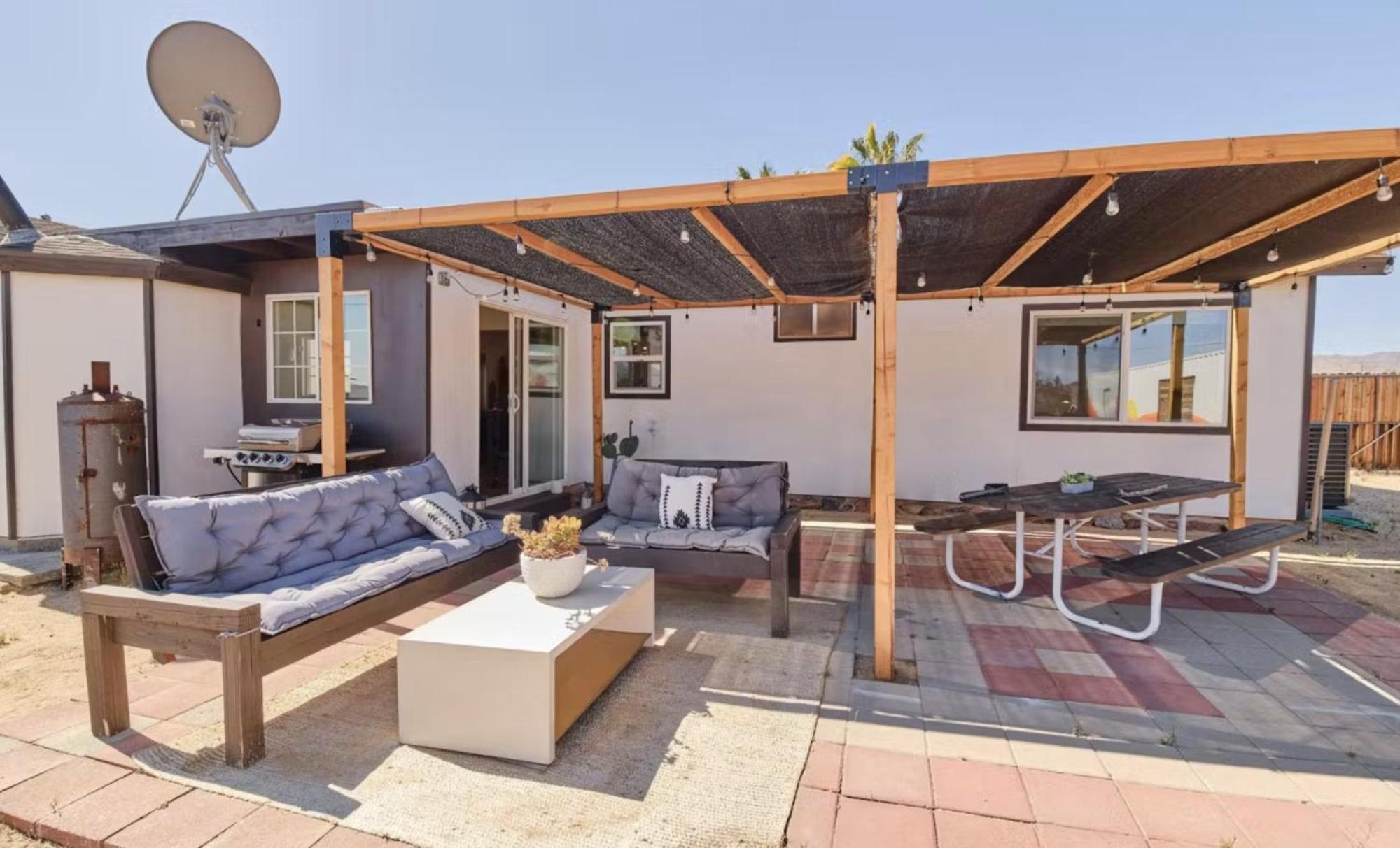 Twin Palms Desert Getaway - Jacuzzi, Fire Pit, Meditation Room & More Joshua Tree Buitenkant foto